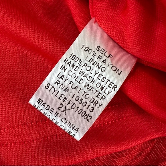 Savanna Jane Dress Women 2X Floral Embroidered Red Sheath Boho V - Picture 6 of 6